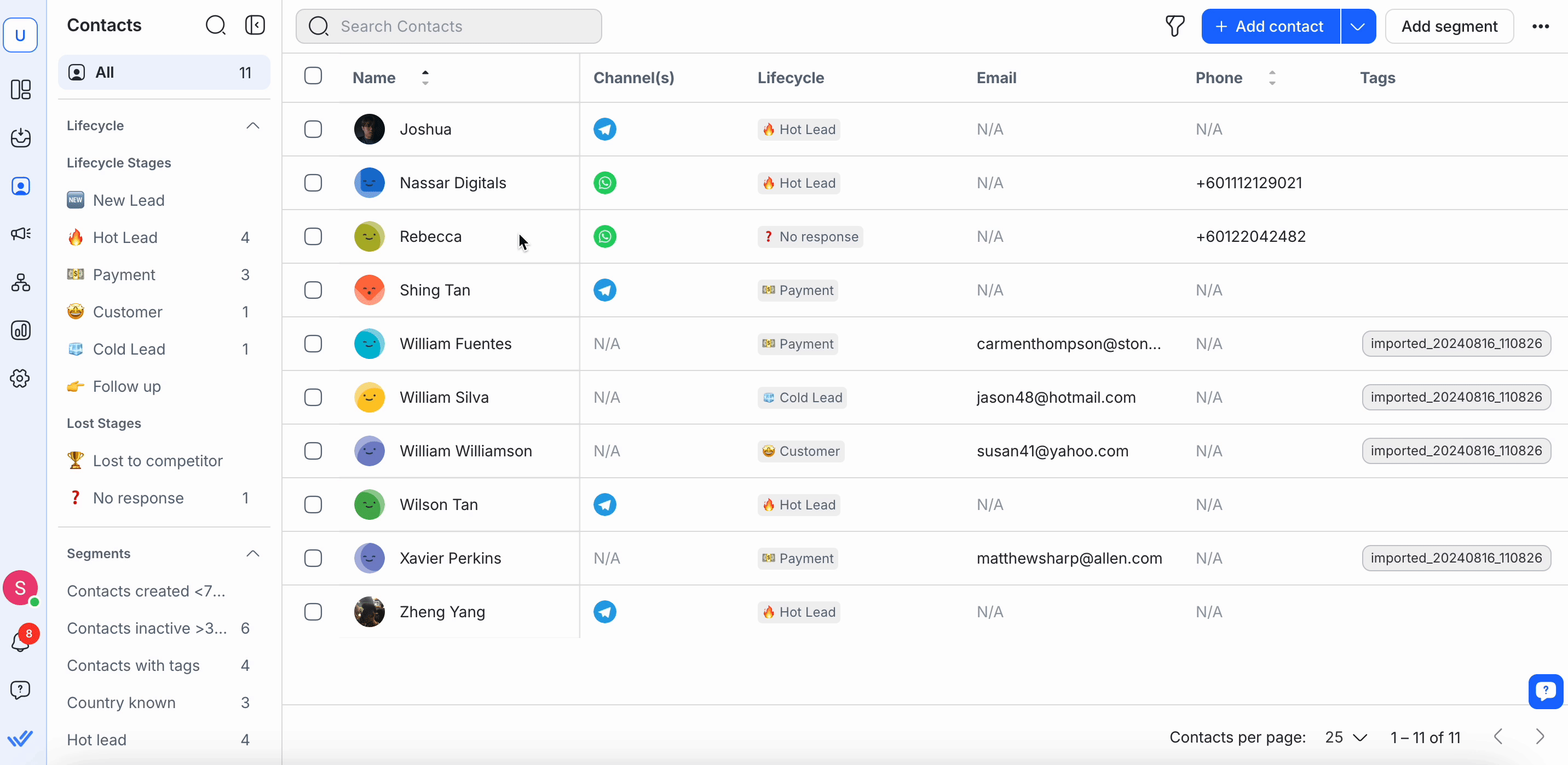 Un gif que muestra cómo los agentes pueden acceder a la información del cliente con un clic