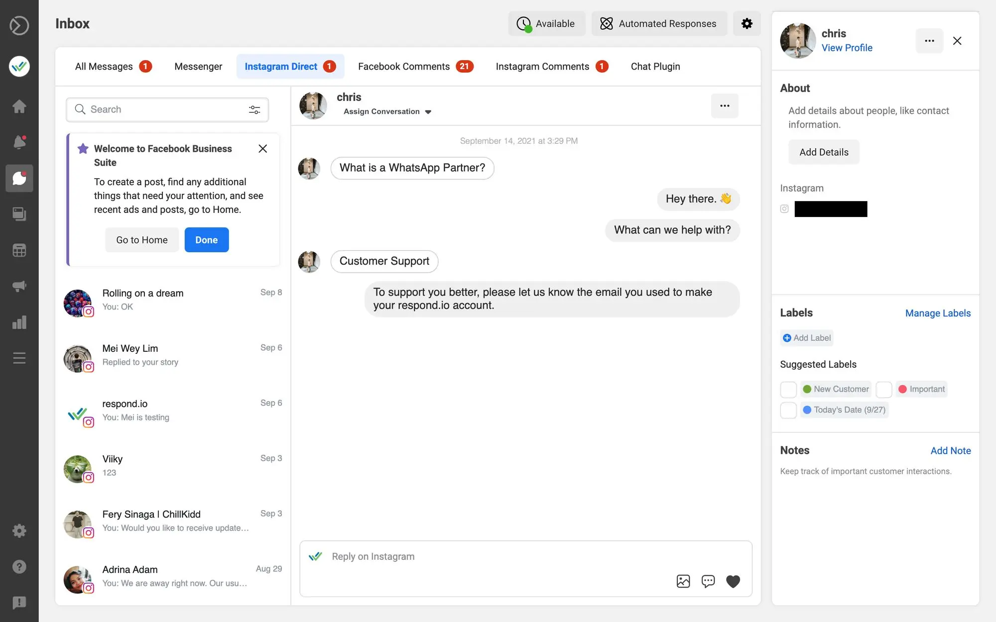 นี่คือภาพของ Facebook Business Suite Inbox Facebook Business Suite Inbox ได้รับการออกแบบมาสำหรับธุรกิจขนาดเล็กและขนาดกลางที่ได้รับ DM ปริมาณมาก เช่นเดียวกับ Instagram Message Inbox, Facebook Business Suite Inbox สามารถใช้งานฟรี แต่มีกระบวนการตั้งค่าที่ซับซ้อนกว่า กล่องจดหมาย Facebook Business Suite มาพร้อมกับเครื่องมือการจัดการเพิ่มเติม เช่น การกำหนดรายชื่อติดต่อด้วยตนเอง ป้ายกำกับ และบันทึกย่อ นอกจากนี้ คุณยังสามารถทำเครื่องหมายข้อความ Instagram ว่าเสร็จสิ้นหรือติดตามเพื่อให้กล่องจดหมายมีระเบียบมากขึ้น