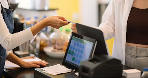 Sicar Boosted Single-Conversation Resolutions by 35% — Thanks to WhatsApp Calls